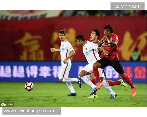 大坂樱花与神户胜利的激烈对决展现日本足球魅力与激情 大坂樱花与神户胜利的激烈对决展现日本足球魅力与激情