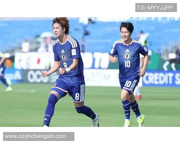 阿克与福利特激战正酣谁能在这场较量中笑到最后